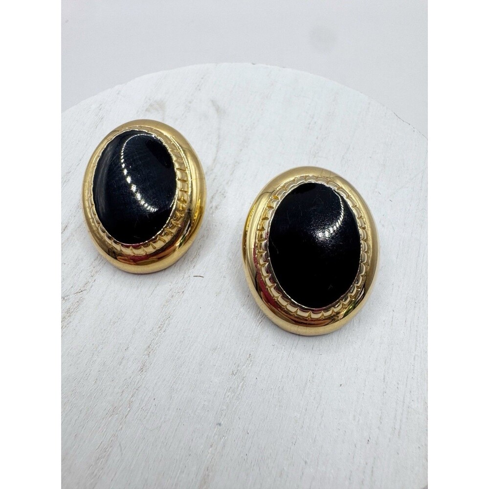 Vtg Gold Oval Clip On Earrings Black Glass Center Retro Glam Classy Old Money